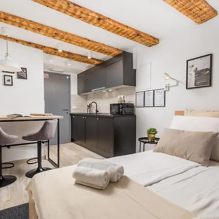 Grota In The Center Appartement *