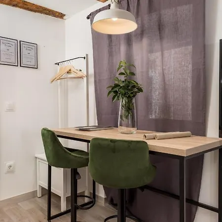 Grota In The Center Appartement