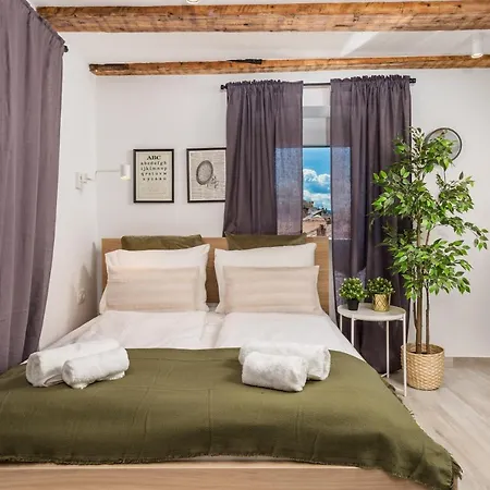 Grota In The Center Rijeka